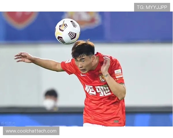 山东助教谢智杰攻防两端全面发力助力球队展现高水平竞技状态 山东助教谢智杰攻防两端全面发力助力球队展现高水平竞技状态